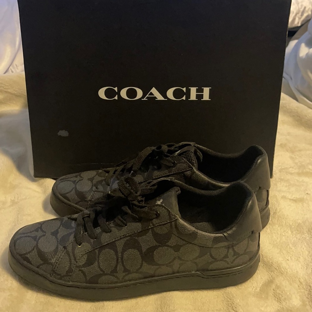 Size 9 Coach shoes